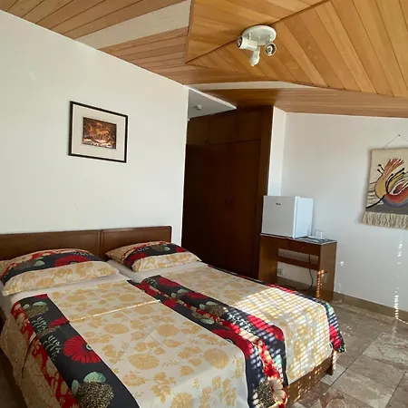 Bed&Breakfast RiB-3