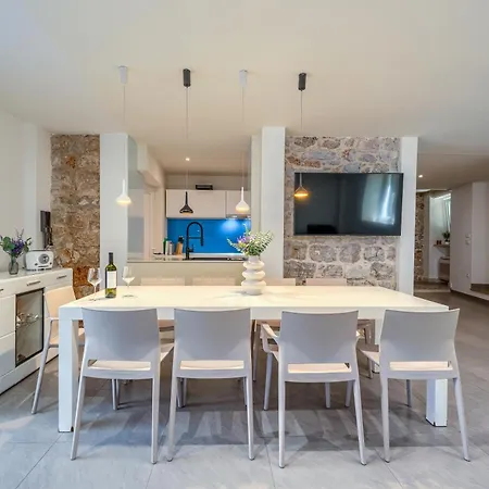 Villa Majestic With Heated Pool And Rooftop Terrace-2