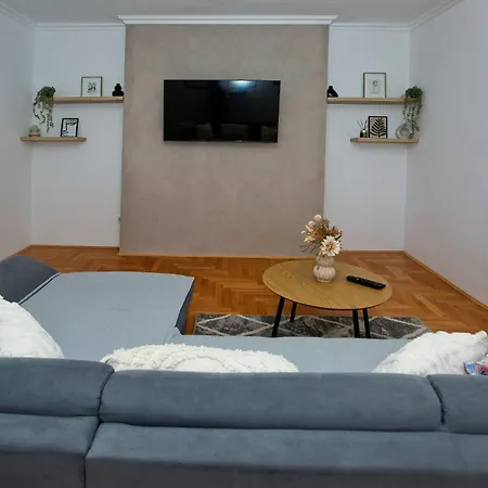 Apartments Ivusic-3
