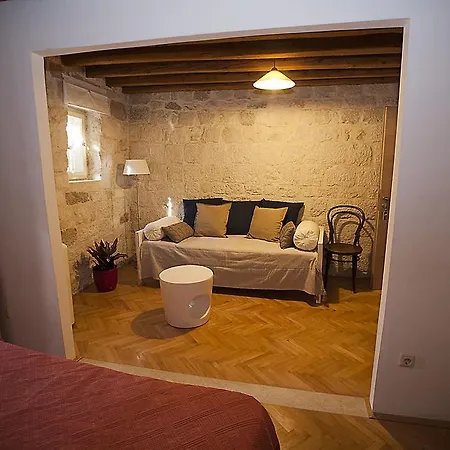 Rooms Livia-3