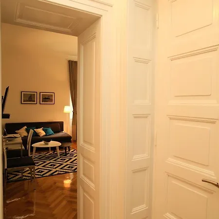 Contarini Luxury Rooms-3