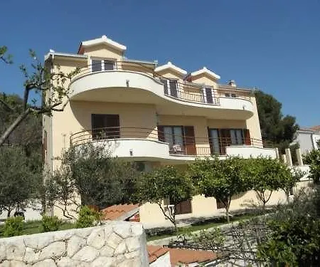 Apartmani Ferdi-2