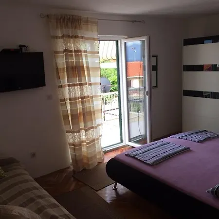 Apartment Vesna-3