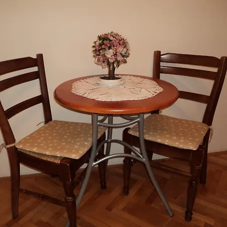 Apartments Racetin-3