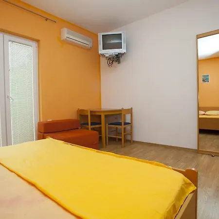 Apartments Makarska-3