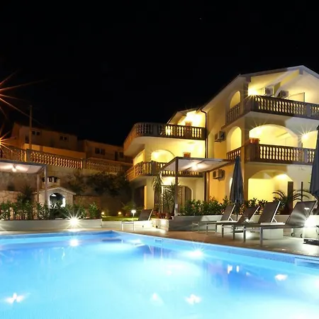 Apartments Bago-2