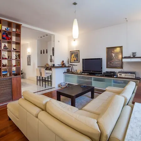 Style Apartment-2