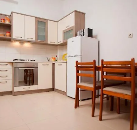 Apartmani Denis Vela-2