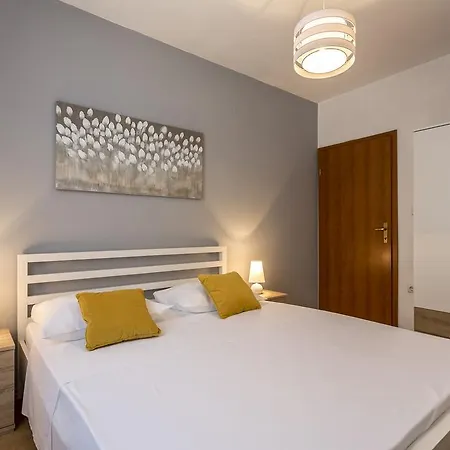 Marijana Bol Apartments-2