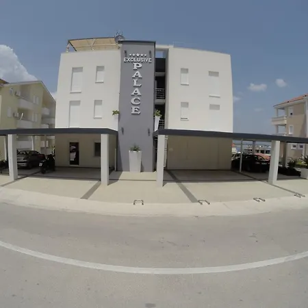 Apartments Exclusive Palace-2