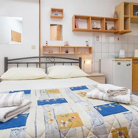 Guesthouse Teta Palmina-2
