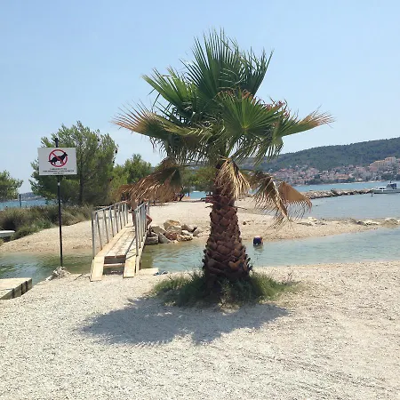 Chill Out Beach Apartments-3