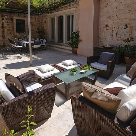 Heraclea House-2
