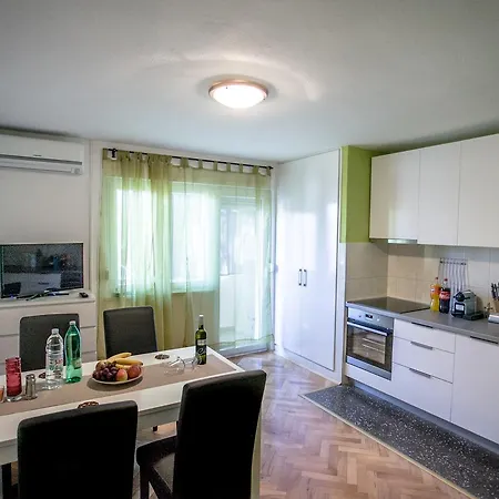 Apartment Omis Holiday-2