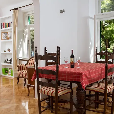 Apartment Ina-2