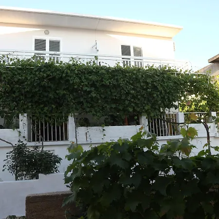 Apartment Loncarevic-3