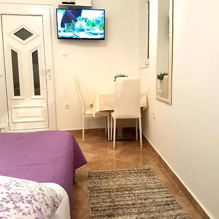Room Ivana With Private Bathroom - Center Of Split-2