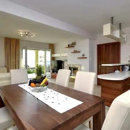 Holiday House Luna In Makarska With Private Pool (Adults Only)-3