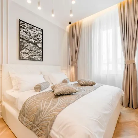 Luxury Rooms L'Avenue Split-3