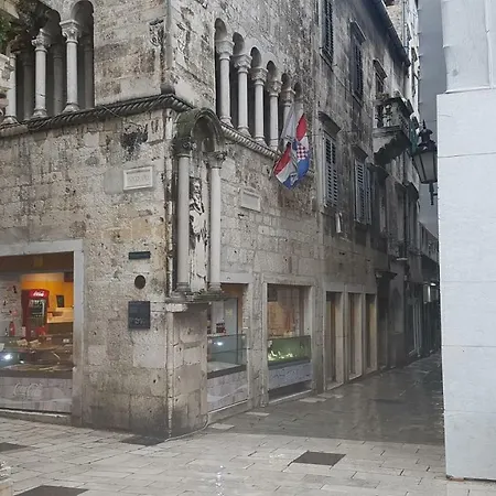 Ciprianis City Center-3