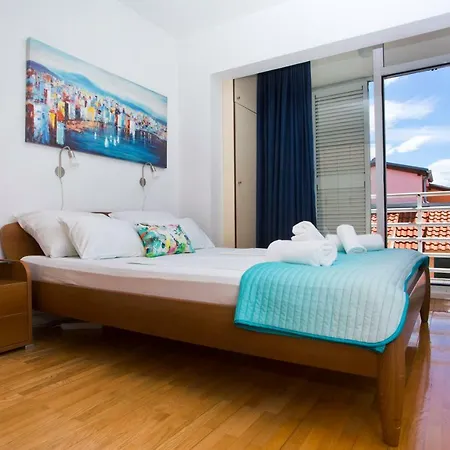 Apartment Something Blue-3