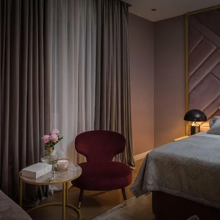 Five Elements Luxury Rooms-3