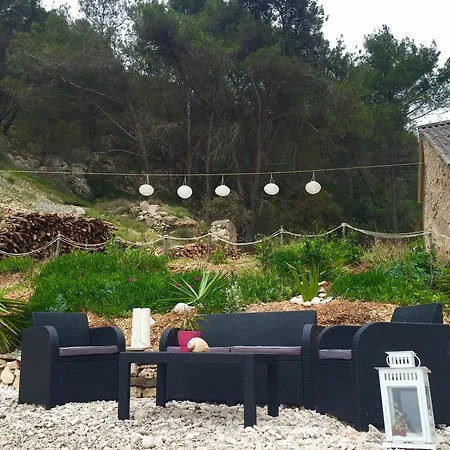 Sunny House On Gorgeous Tatinja Bay With A Private Beach A- Steps From-3