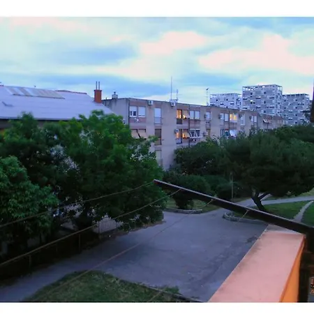 Apartment Rosanda-2