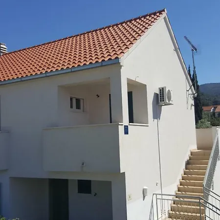 Apartmani Lomar-3