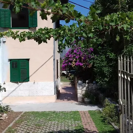 Apartment Nevica-3