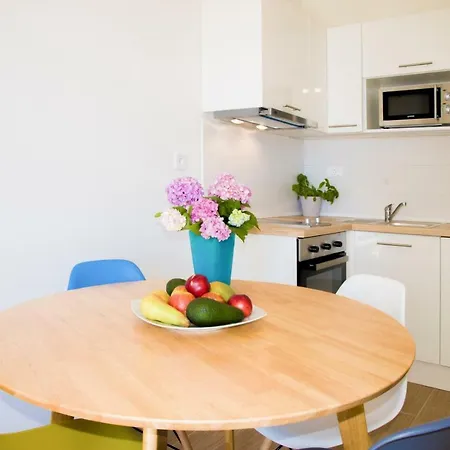 Eni Apartments Bol-3