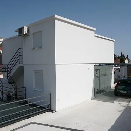 Apartments 4 Me-2