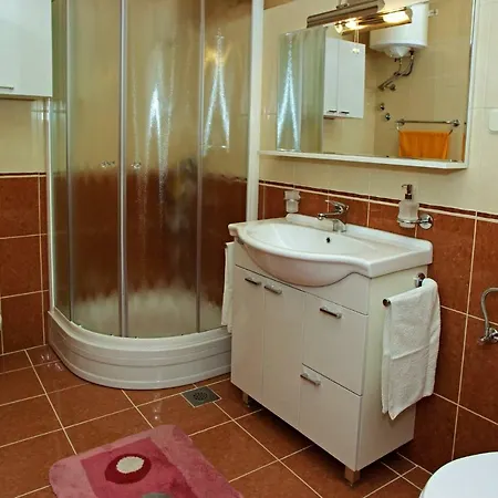 Apartment Menego A2 Bol-Center, Croatia-3