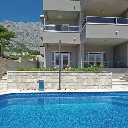 Villa Em-2