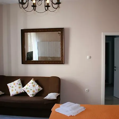 Pavelin Apartments-2