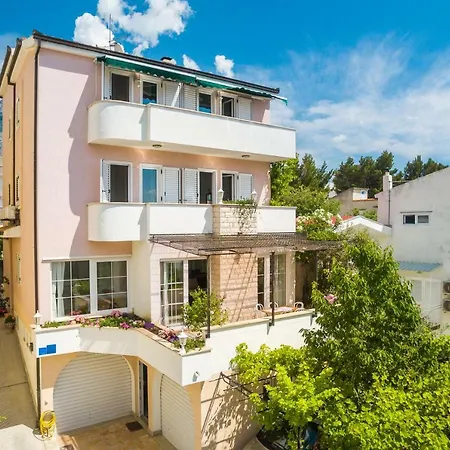 House Coko-3