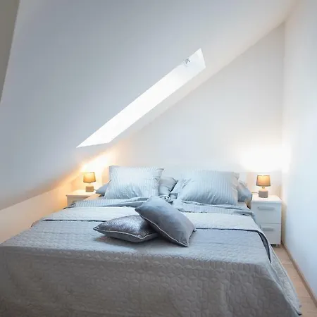 The Roof - Luxury Apartment-2