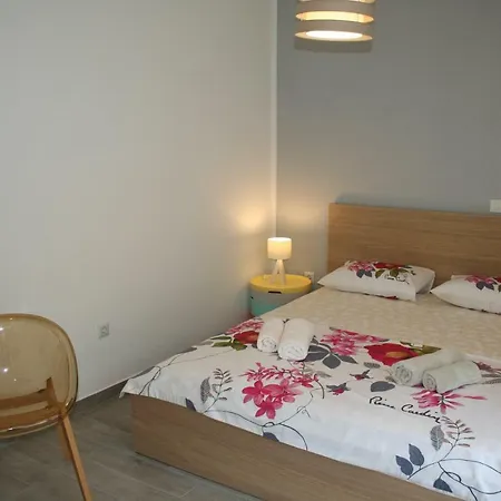 Room With Garden-2