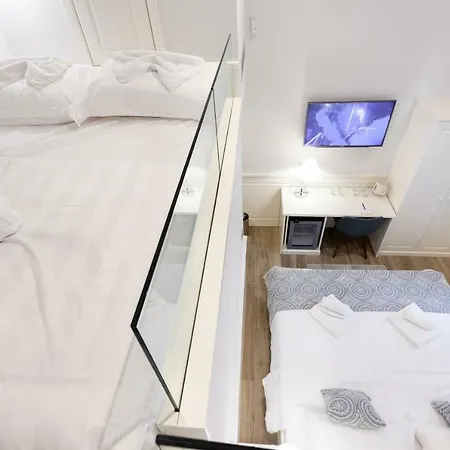 Roko Luxury Rooms 1-3