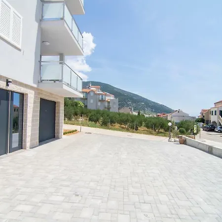 Apartments Sara 3-3
