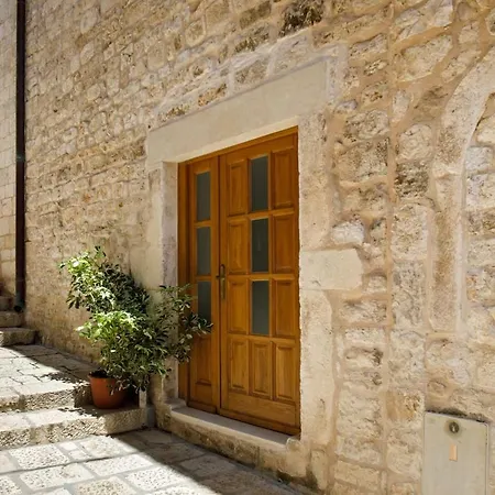 Luxor Hvar - Main Square Apartments-3
