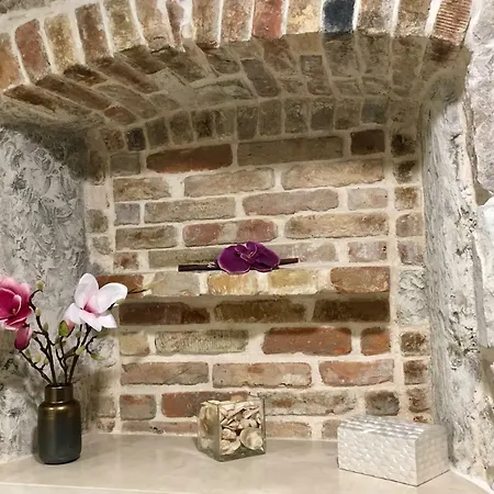 Plaza Stone Apartment-2