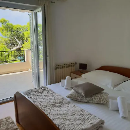 Guesthouse Marina-2
