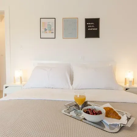 Enjoy Split, New Apartment In The Center With A Private Garden-2