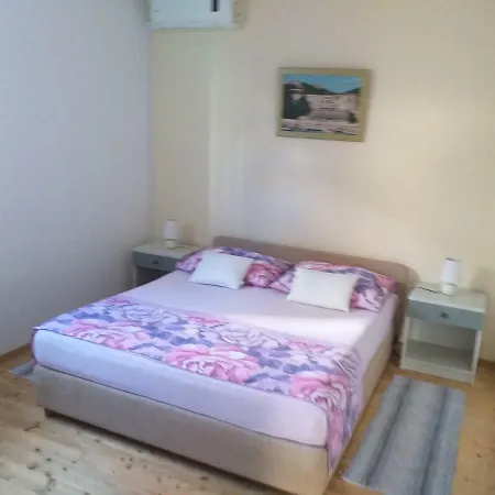 Apartmani Luna-3
