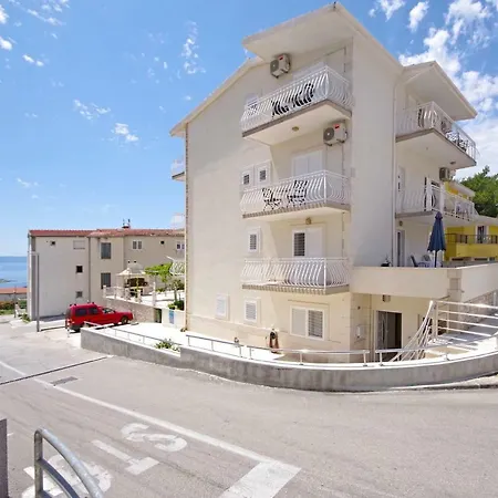 Makarska Sea View Rooms-3