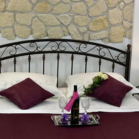 Kuzma Rooms And Apartments-2