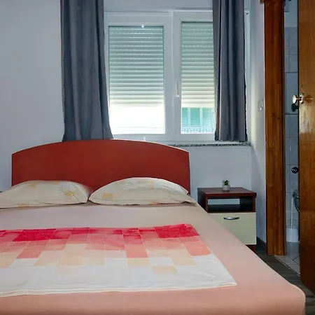 Lux Dalmatia Beachside-3