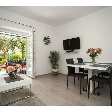 Spaladium - City Center Apartments-2