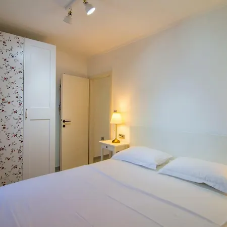 Apartments Pina-2